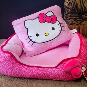 Pet Dog Or Cat Medium Hello Kitty Pink Bed New!